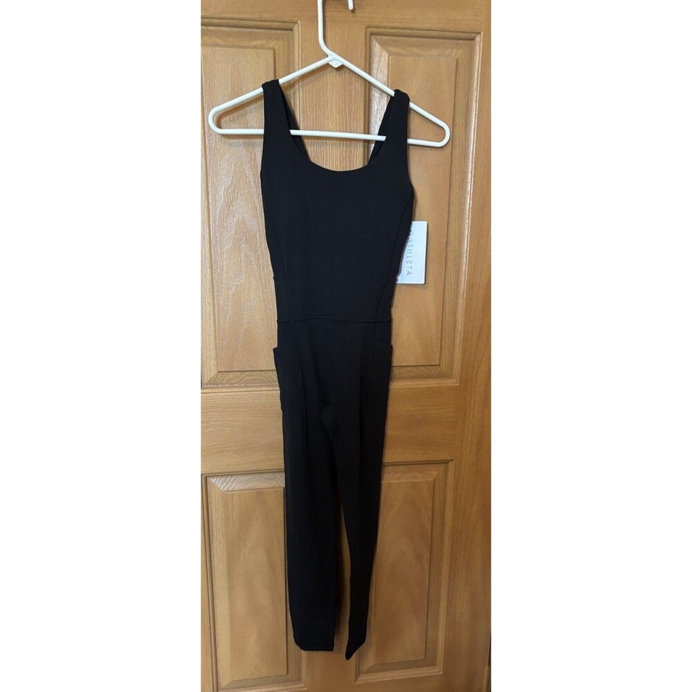 Athleta Salutation Bodysuit Women’s Size XS Yoga Gym Training Brand New